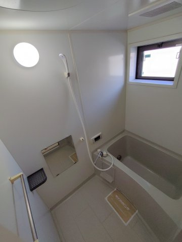 サンハイム一色　Aの浴室