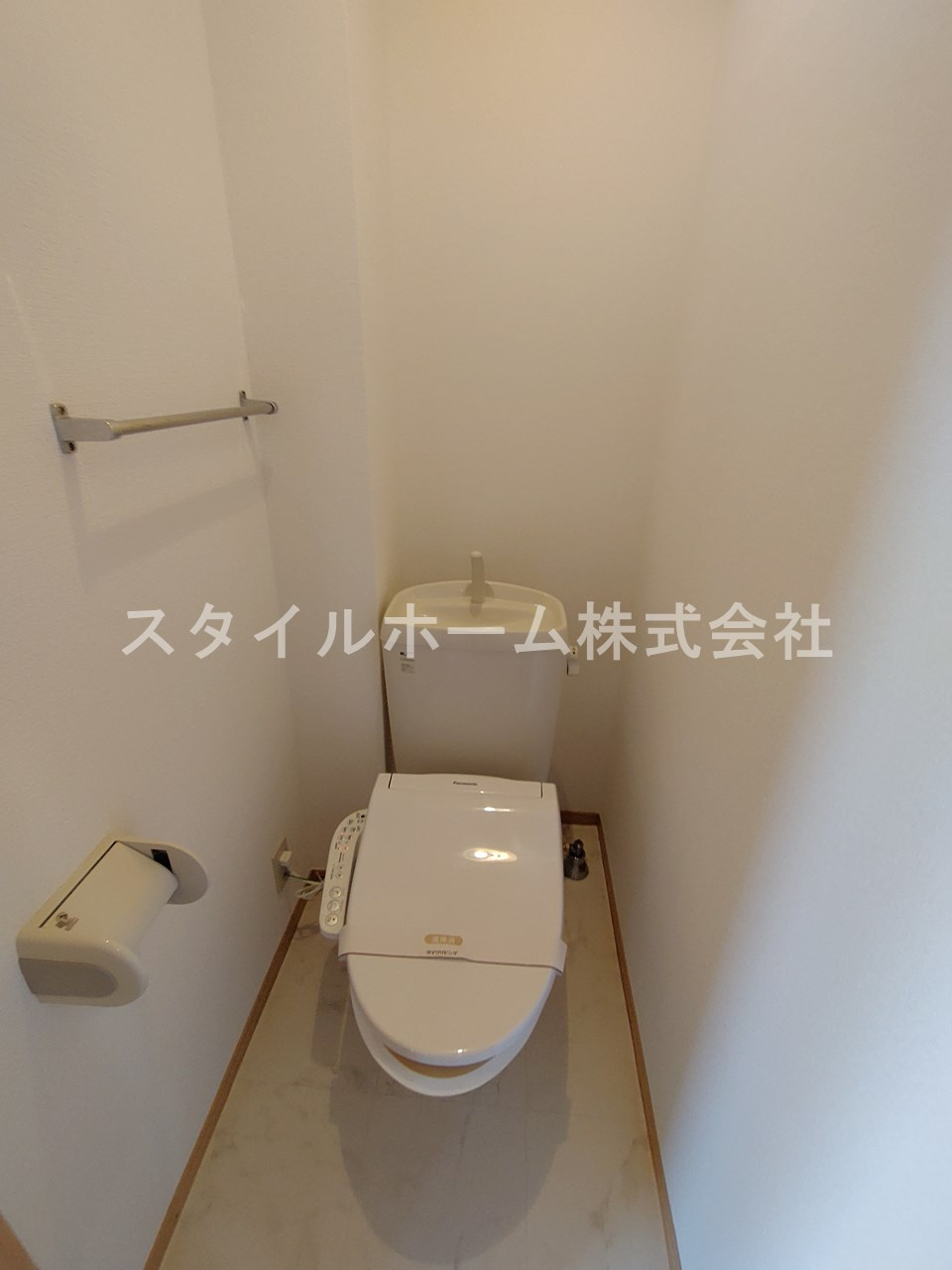 サンハイム一色　Aのトイレ