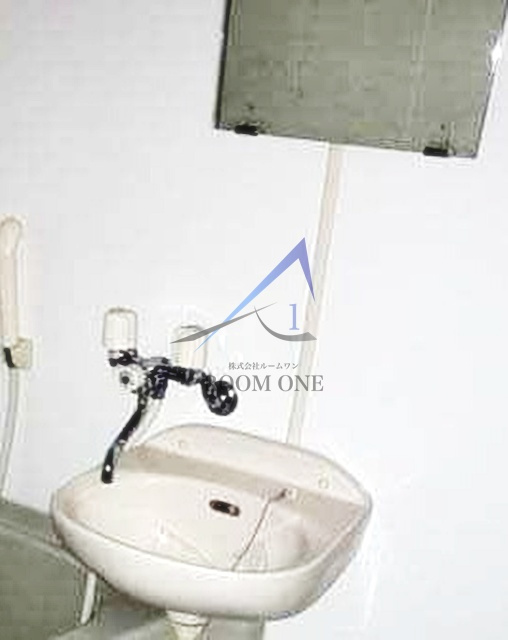 ＬＡ　ＣＯＭＯ　ＣＡＳＡの洗面所|洗面台です。