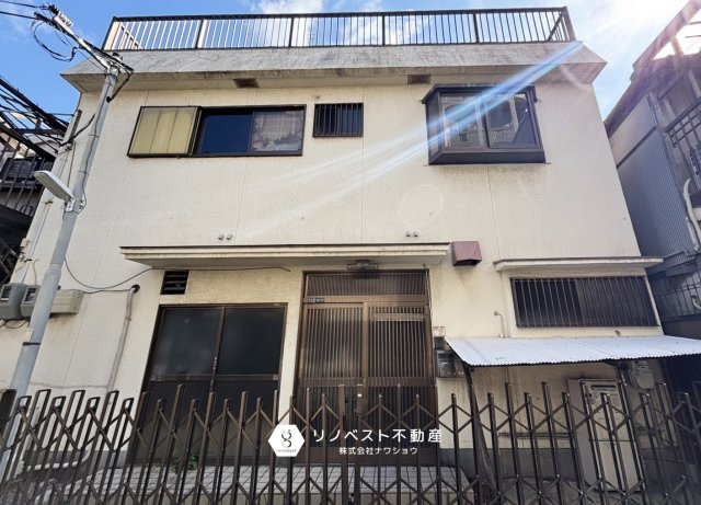 足代1丁目の外観|延床面積約40.58坪の中古戸建です。