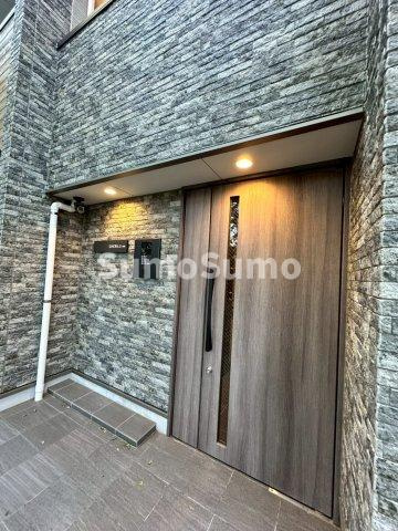 シェリル上鳴尾のエントランス