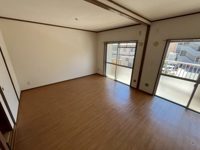 芦屋サウスマンションの居間・リビング