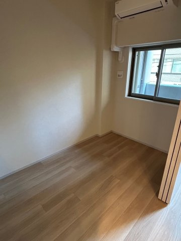 リビオメゾン御茶ノ水EASTの洋室