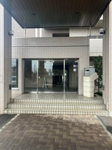 サンライフ取手のエントランス