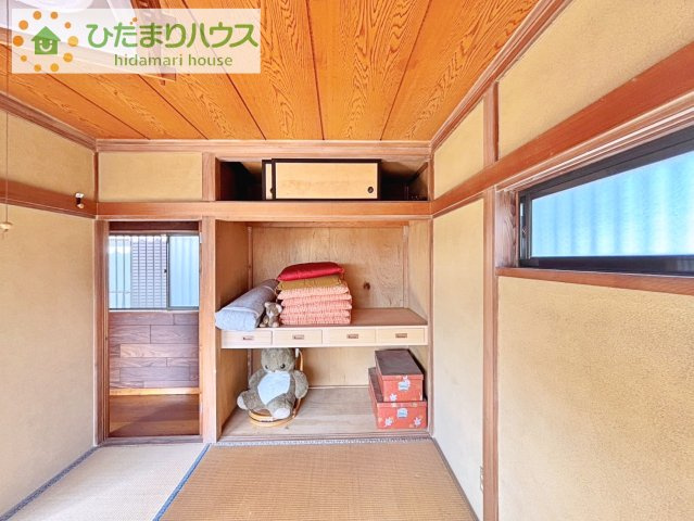【収納】 | 取手市双葉2丁目　中古戸建 | 和室の収納は横開きクローゼット！
しまった物の出し入れも楽々です(^^)