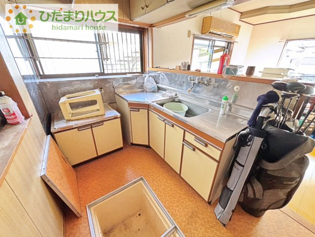 【キッチン】 | 取手市双葉2丁目　中古戸建 | 料理をしながらでも、ご家族との会話を楽しめる対面式キッチン♪