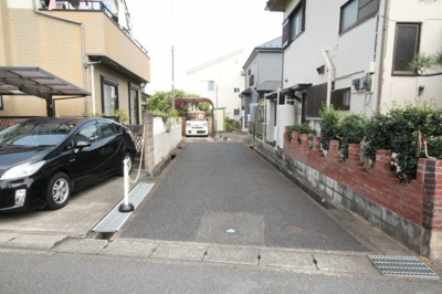 【前面道路含む現地写真】 | 久喜市栗原１丁目土地 | 前面公道