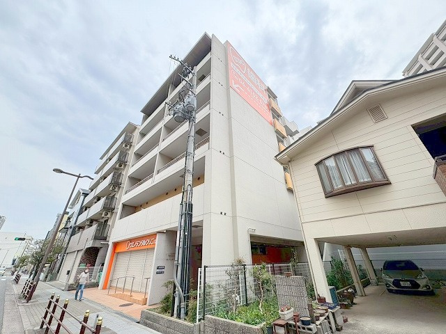 MT FLATSの外観