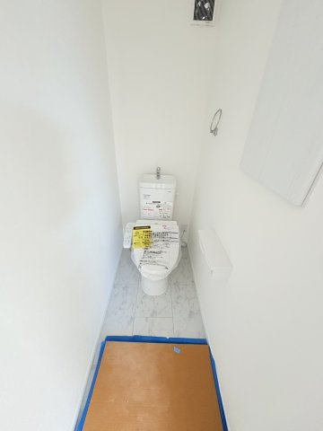 唐櫃台4丁目新築一戸建のトイレ|ゆったりとした空間のトイレです