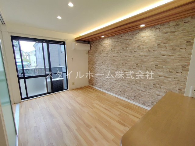 センターヴィレッジ１０９Aの居間・リビング