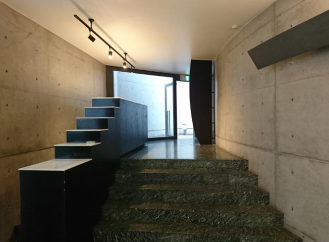 【内装】 |  ＷＡＬＬ　ＳＴＥＰ