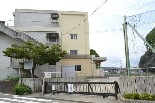 富士宮市星山の中古一戸建|富士宮市立黒田小学校まで393m