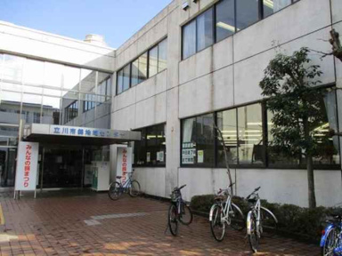 立川市錦図書館まで384m