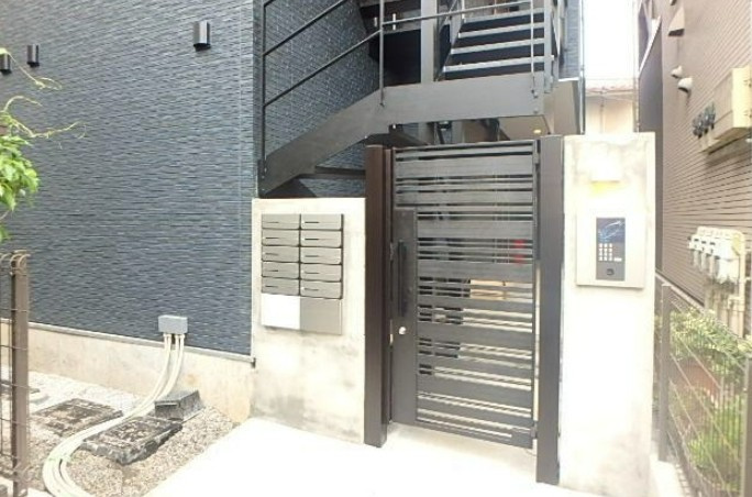 コモドスタイル大塚のエントランス