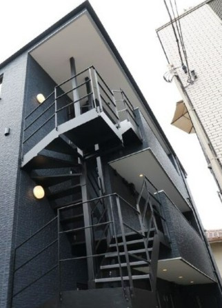 コモドスタイル大塚のロビー