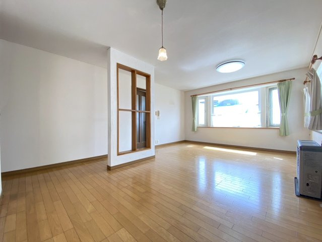 当別町六軒町の居間・リビング|リビング別角度（2）！