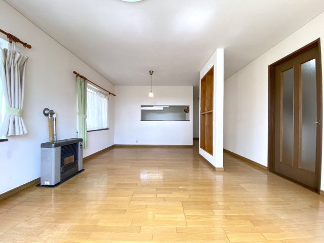 当別町六軒町の居間・リビング|リビング別角度（3）！