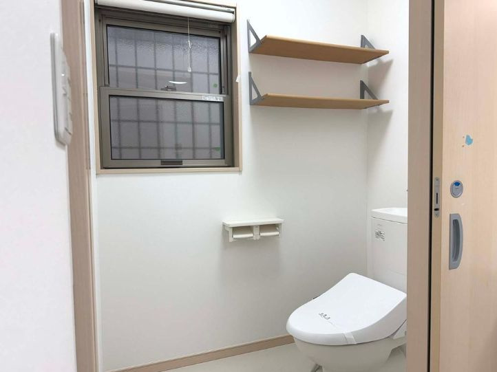 秦野市三屋　中古戸建のトイレ|1階トイレ