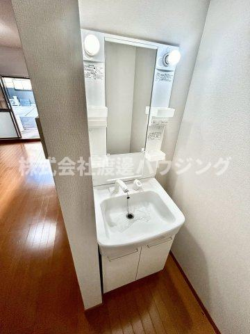 高柳7丁目テラスハウスの洗面所