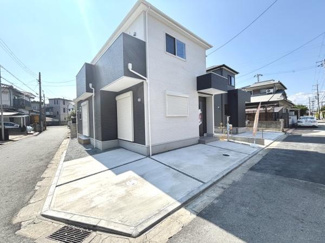 【前面道路含む現地写真】