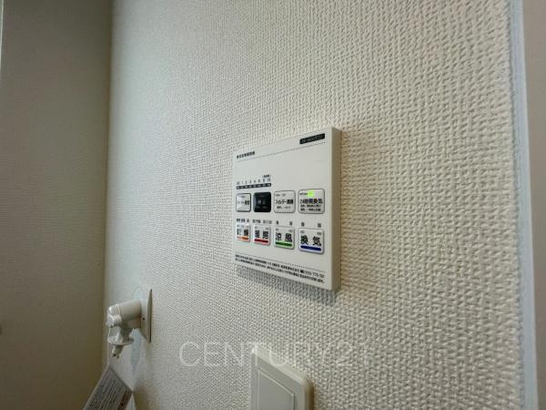 前橋市朝日町3丁目A号棟の浴室|浴室乾燥機