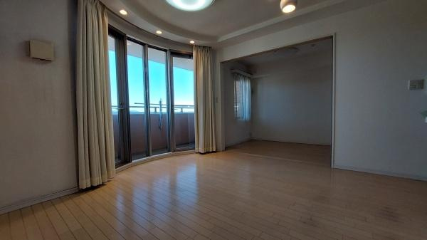 アリストタワー和歌山シティの居間・リビング