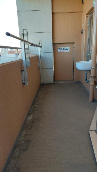 アリストタワー和歌山シティのバルコニー