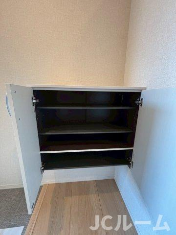 柏崎市松波３丁目のアパートの収納