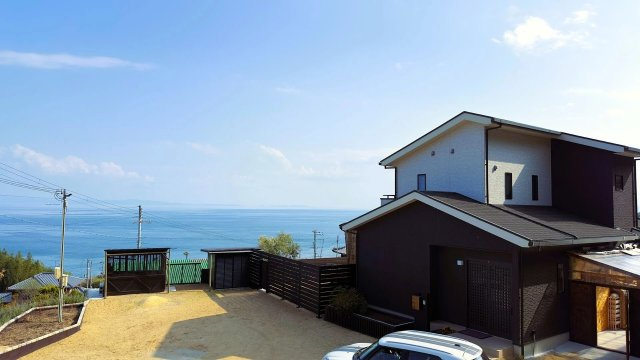 【外観】 | 淡路市釜口　オーシャンビューのオール電化、築浅住宅