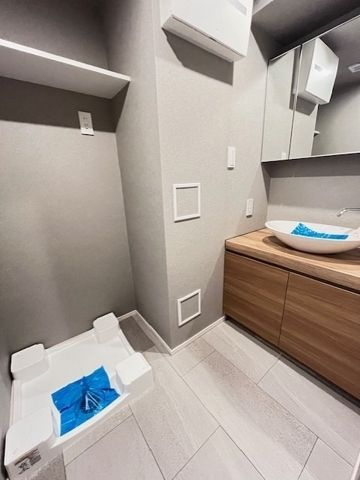 レジディア南千住の独立洗面台