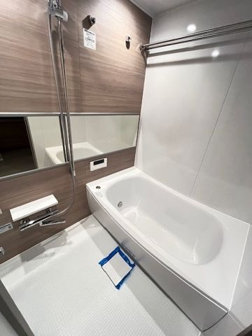 レジディア南千住の浴室