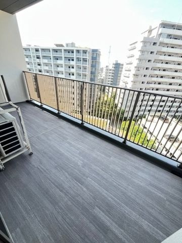 レジディア南千住のバルコニー