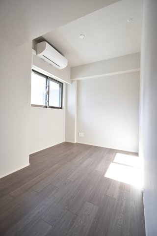 シエリアタワー大阪天満橋の洋室