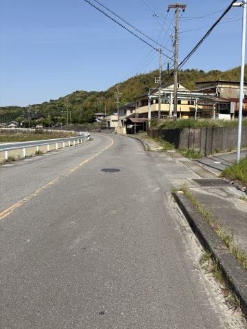 深溝字西稲葉売地の周辺