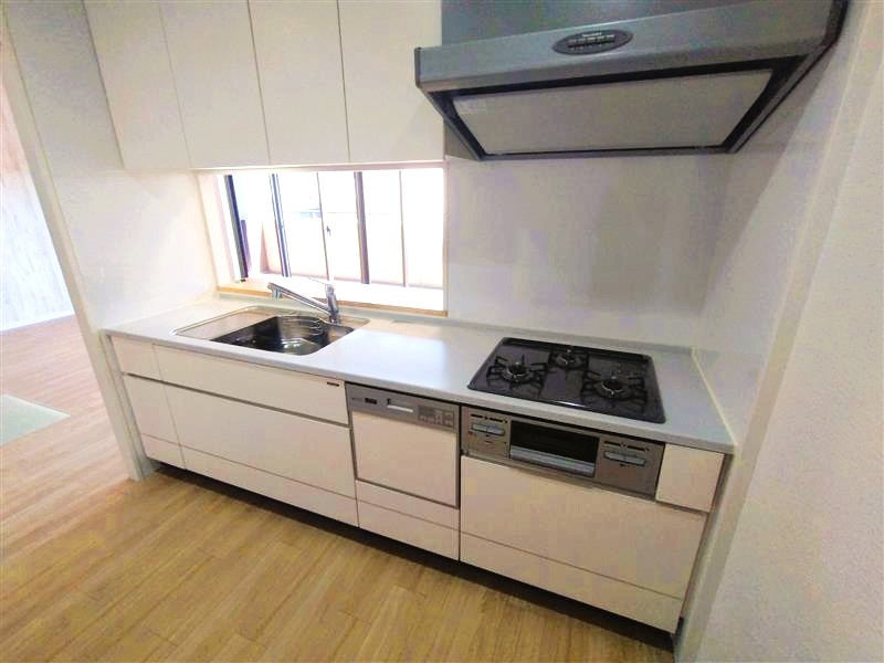 グランマノワール南陽のキッチン|きれいなキッチンです