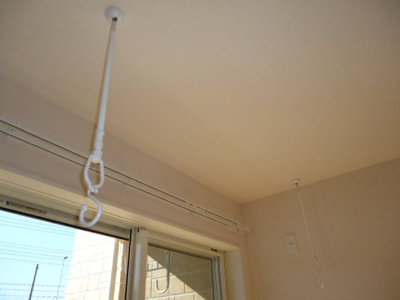 【内装】 | エストルーチェ | 室内物干し