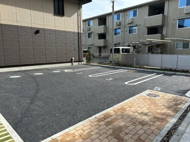 grand jeteの駐車場