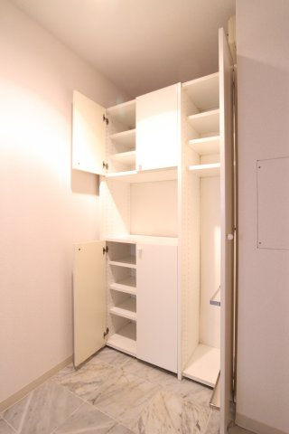 朝日プラザ西舞子の収納