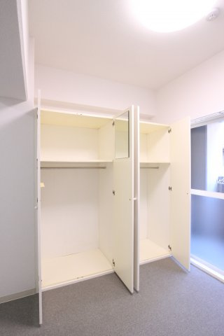 朝日プラザ西舞子の収納