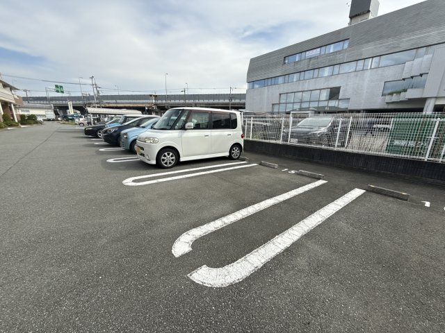 アウローラ玉手Ⅱ　Ｂの駐車場