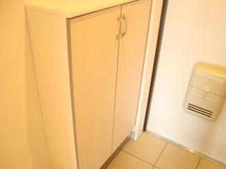 【玄関】 | un jour B（アンジュールビー） | 玄関