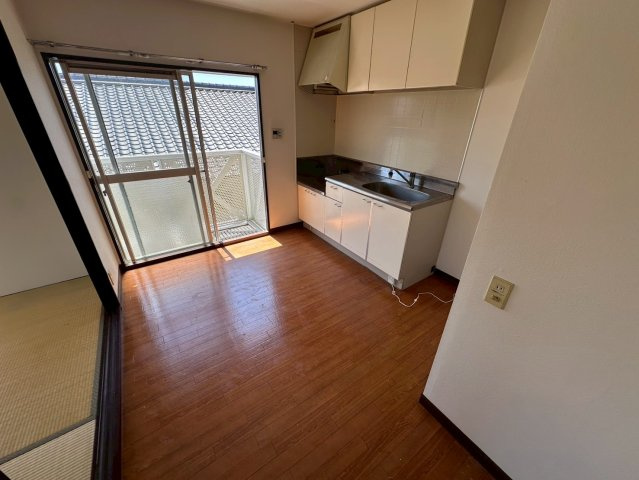 プラグレス光井A棟の居間・リビング