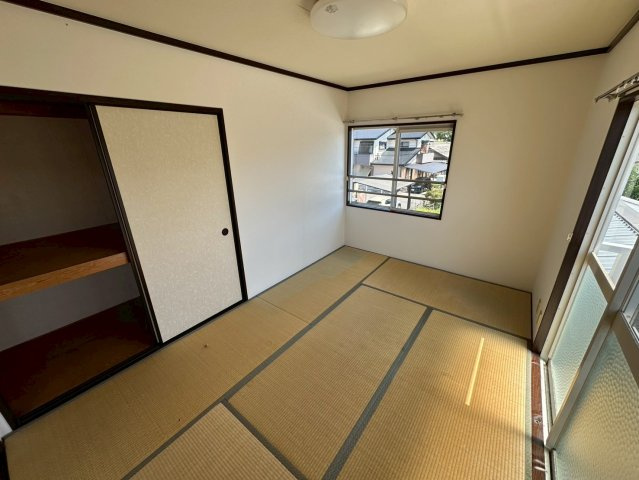 プラグレス光井A棟の和室