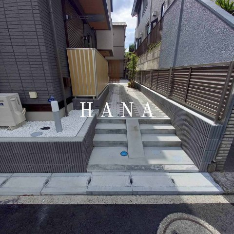 仮）D-ROOM相之川3丁目PJ新築工事のエントランス