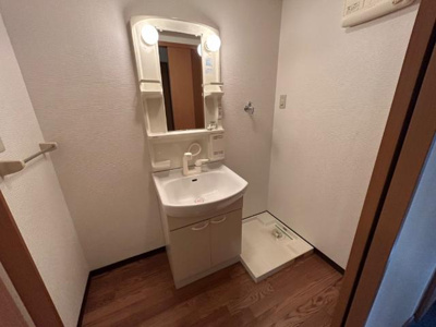 【洗面所】 | コーラル　ガーデン | 洗面