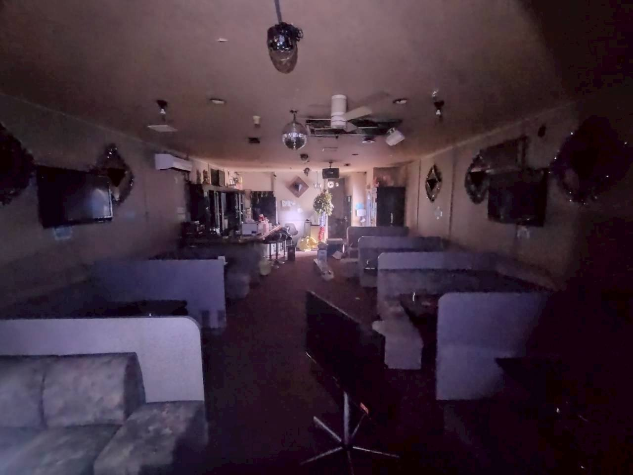 林ビルのロビー