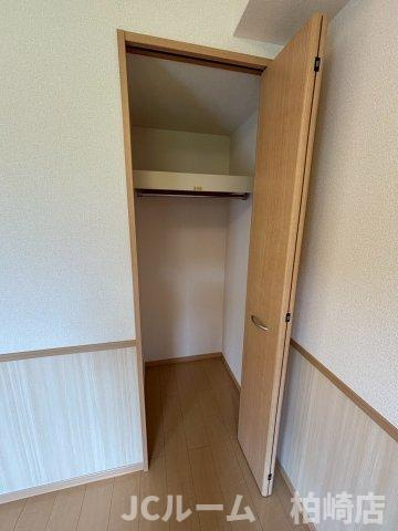 柏崎市大字藤井のアパートの収納