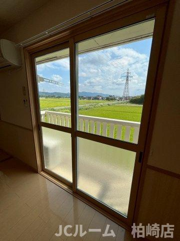 柏崎市大字藤井のアパートの内装