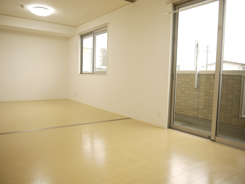 グランドマーニ　Ａの居間・リビング