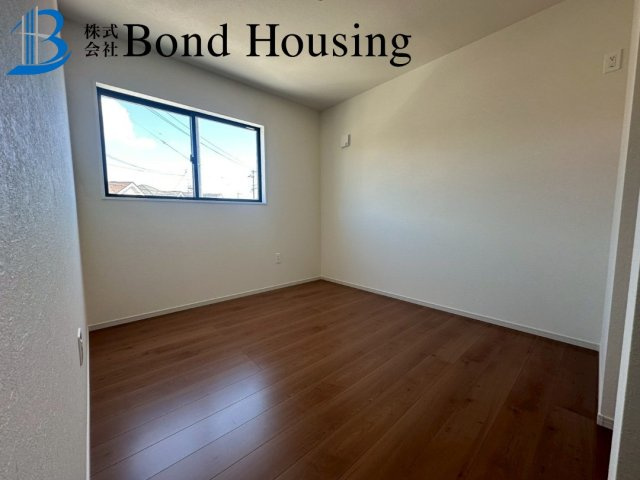 「5LDK」「並列2台駐車可」西岡10期 1号棟の洋室